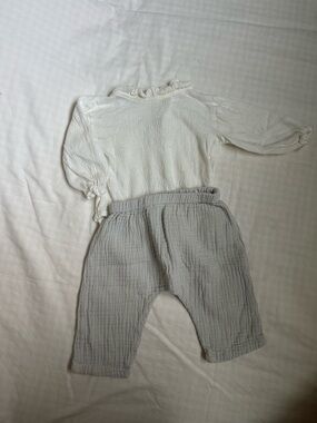 Zara Baby Cream Top & Light Gray Elastic-Waist Pants Set
